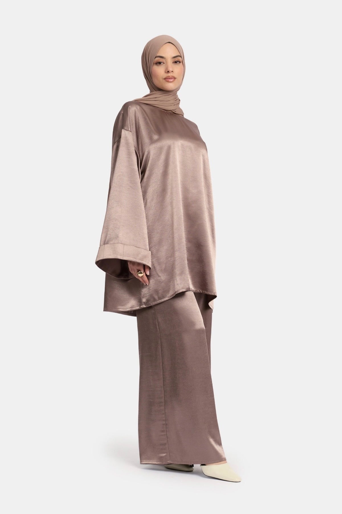 E - Y26 Basic Linen Abaya - AZALI