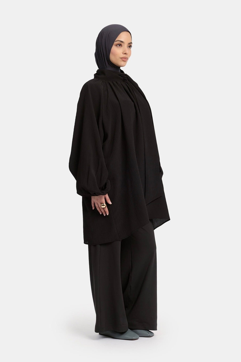 E - Y26 Bishop Sleeve Abaya - AZALI